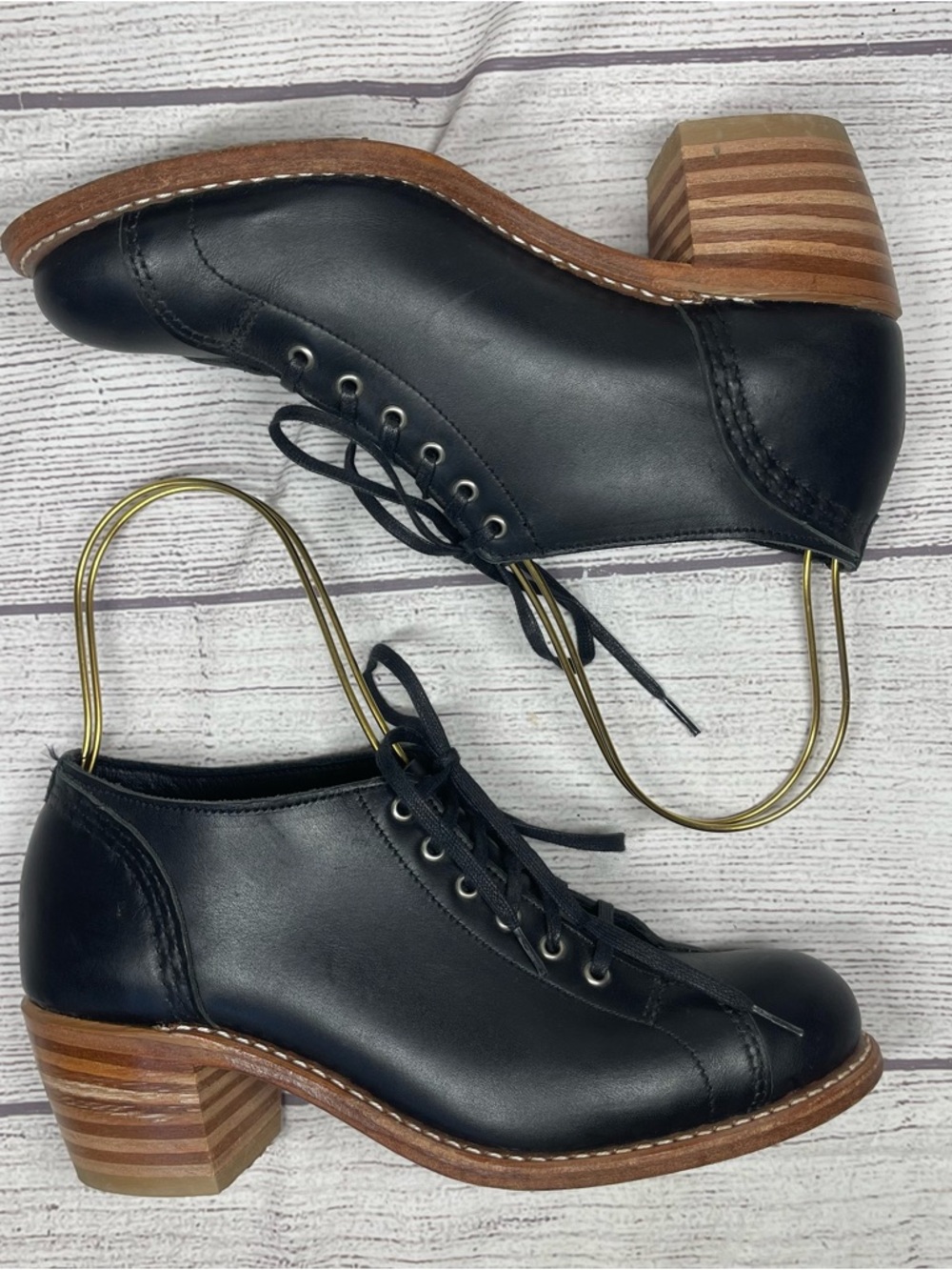 Red Wing Women’s 7 Heritage Faye Black Leather Lace Up Block Heel Boots